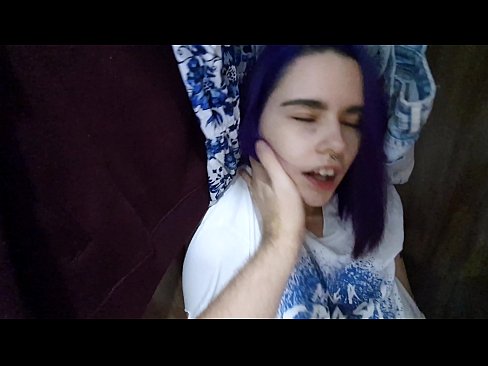 ❤️ מצאתי את אחותי בארון ועזרה לה לגמור ❤❌ סרטון מזוין ב-iw.sexera.ru ﹏